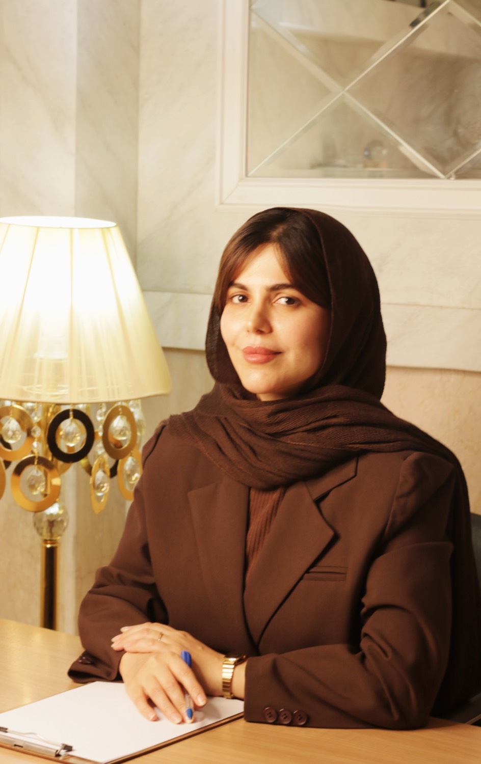 دکتر مینا محمودی تبار